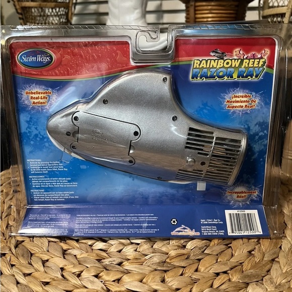 SWIM WAYS RAINBOW REEF RAZOR RAY Black Ray POOL  TOY  #12500  NEW - Picture 2 of 5
